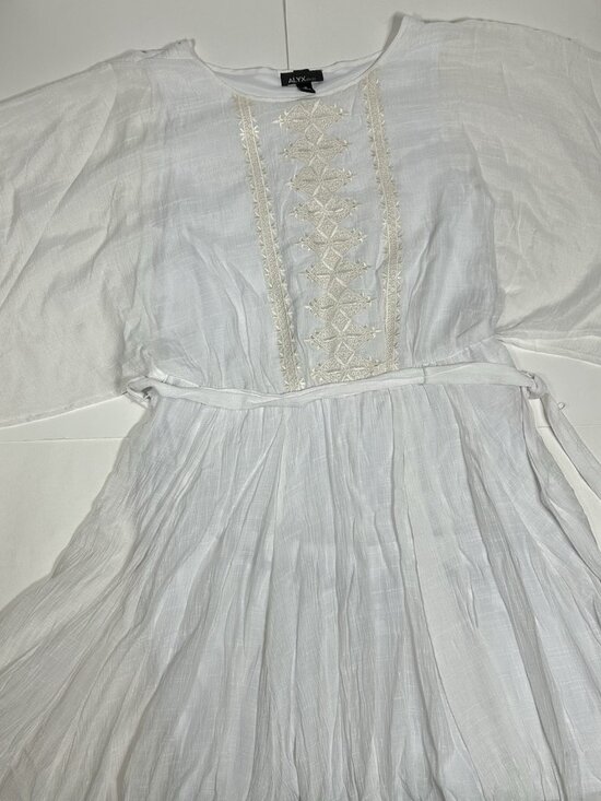 Alyx Dress Embroidered White Butterfly Sleeve Asymetrical Hem Crinkle Belt Sz 12 - Picture 3 of 13